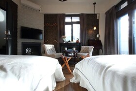 Ya Ti B&B