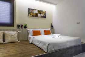 East Runnel Villa - Young