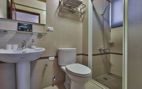 East Runnel Villa - Young