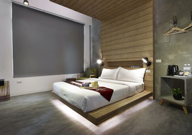 East Runnel Villa - Young