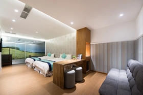 Garden Hot Spring Hotel