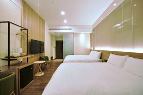 Muen Yuan Dong Hot Spring Hotel