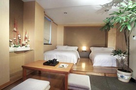 Ruocing Hot Spring Hotel
