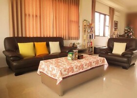 Stock Market B&B