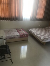 Stock Market B&B