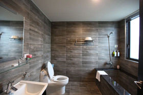 Tide of Happiness Travelodge