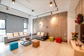 Tide of Happiness Travelodge