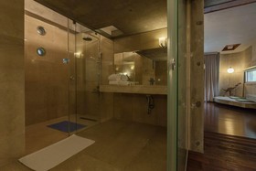 Yu Peng Villa