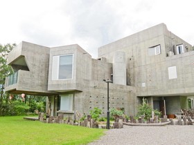 Yu Peng Villa