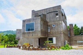 Yu Peng Villa