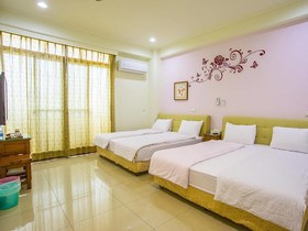 Yuan Bed & Breakfast