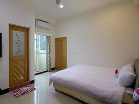 Yuan Bed & Breakfast