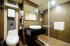 Global Traveler Hotel