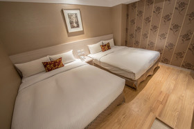 Golden Stone Hotel