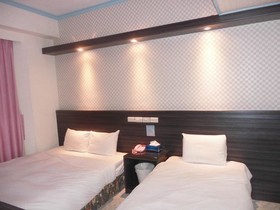 Modern Plaza Hotel