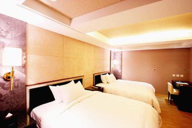 Royal Group Hotel Chun Shan Branch