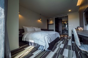 Watermark Hotel - Kaohsiung Main Station