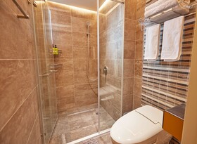 Zela Design Hotel