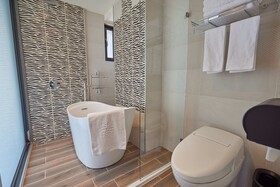 Zela Design Hotel