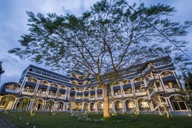 Jinhue Hotel