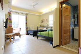 Longtian Hill B&B