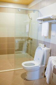 Elfin Kids And Pets B&B