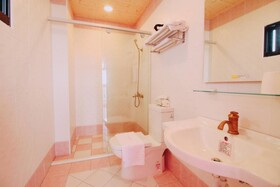 Elfin Kids And Pets B&B