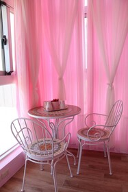 Elfin Kids And Pets B&B