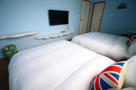 Elfin Kids And Pets B&B