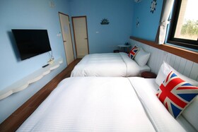 Elfin Kids And Pets B&B