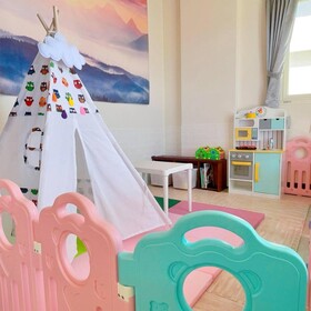 Sunshine Tribe B&B