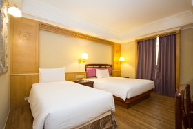 SLV Business Hotel