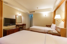 SLV Business Hotel