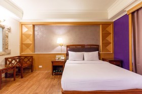 SLV Business Hotel