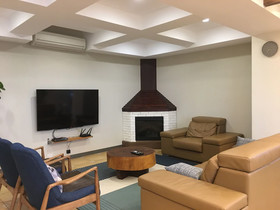 W&W House