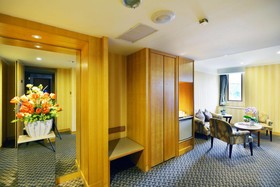 Apollo Hotel