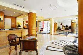 Apollo Hotel