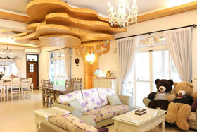 Bear Meets Moose Bed and Breakfast