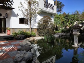 Huaman Hot Spring Villa