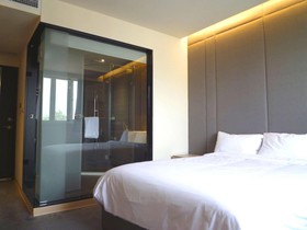 Travel Light Hotel