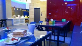 Travel Light Hotel