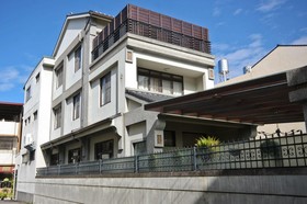 VV House
