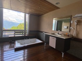 Ailiga Travel Villa