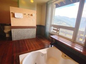 Ailiga Travel Villa