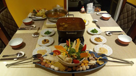 F.F.F. The 24H Valley Food Restauran B&B