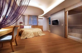 Green City Hotel