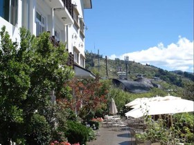 Jun Yue Hanging Garden Resort