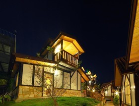 Sea of Clouds Vacation Villa