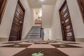 Follow Me-Vogue Homestay