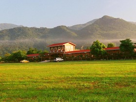 Jixiang Garden Hot Spring